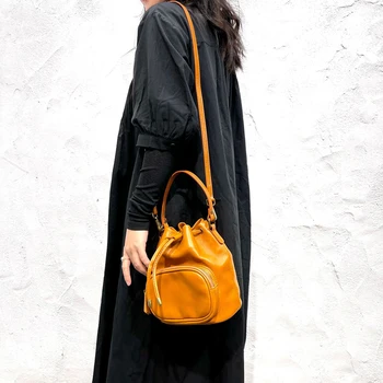 Простой модный высококачественный водонепроницаемый нейлоновый тканевый женский рюкзак для девочек-подростков, школьная сумка большой емкости, дорожная сумка купить онлайн / Багаж и сумки ~ Manhattan-realt.ru 11