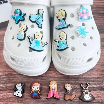 MINISO 13ШТ Disney Frozen Croc Charms Аксессуары для обуви Декор для обуви Anna Elsa Olaf Croc jibz Детская вечеринка для девочек с очаровательной пряжкой 2