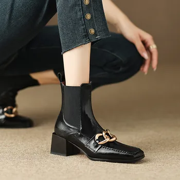 Осенние женские ботинки, женская обувь на высоком каблуке с квадратным носком, женские ботинки из спилка, 2023, зимняя обувь с металлической пряжкой, Botas de mujer 1