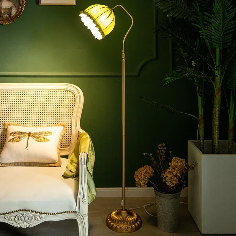 Зеленый Французский торшер в стиле ретро, спальня, Высококачественный Кремовый светильник в европейском стиле, гостиная, диван-лампа средней древности Изображение 1