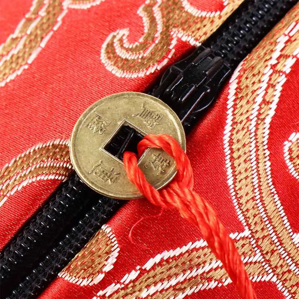 Небольшой мешочек с вышивкой и цветочным узором Сумка для хранения ювелирных изделий Кошелек для монет в китайском стиле Парчовый мешочек Шелковый Органайзер для ювелирных изделий Изображение 3