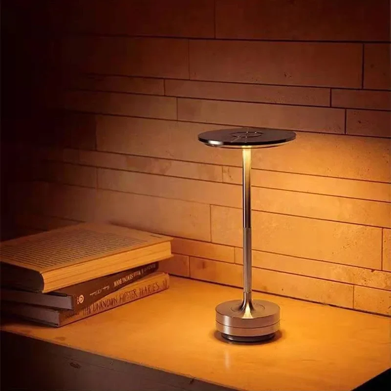 Светодиодная настольная лампа в индустриальном стиле с сенсорным затемнением, портативная зарядка через USB, Кофейня, бар, Винтажный декор, атмосфера, ночник Изображение 3